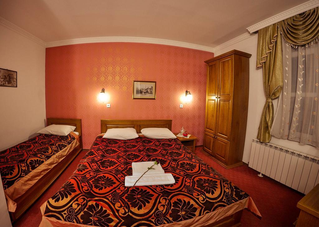 Hotel Latinski Most Szarajevó Kültér fotó