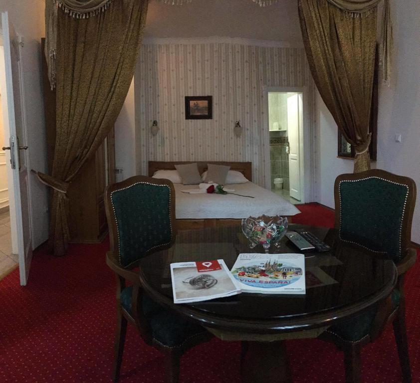 Hotel Latinski Most Szarajevó Kültér fotó
