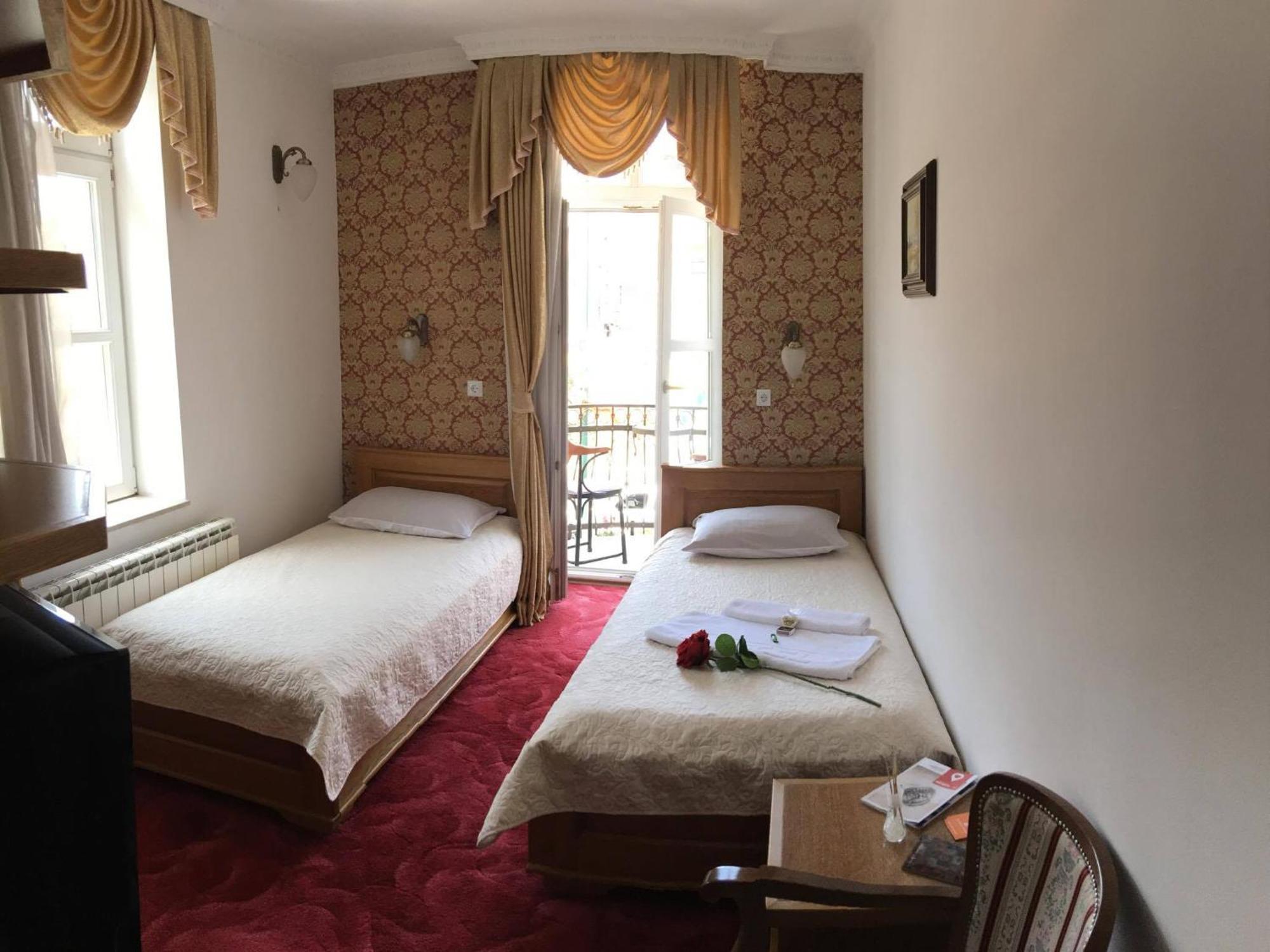 Hotel Latinski Most Szarajevó Kültér fotó
