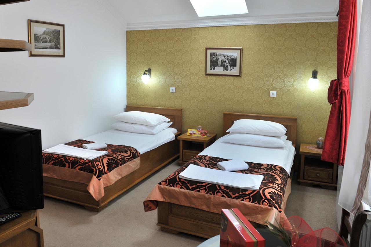 Hotel Latinski Most Szarajevó Kültér fotó